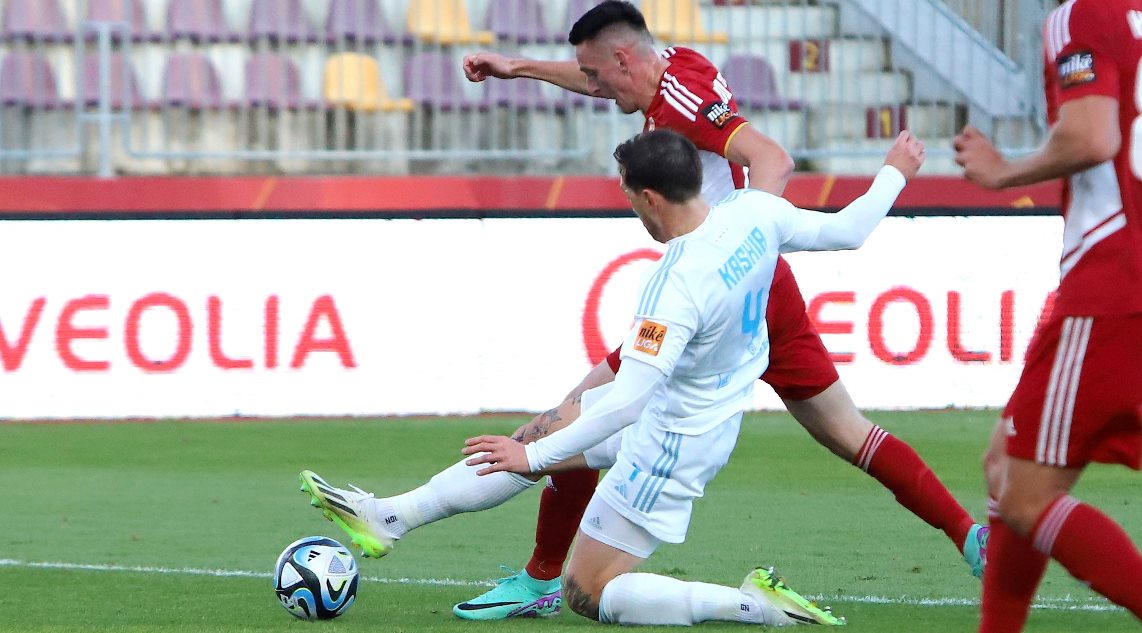 Foto Bystri Ania Na Slovan Mali V Pol Ase Nezvl Dli Vod Druh Ho A