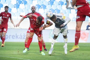 Sr futbal FL 20. kolo Slovan Banská Bystrica BAX