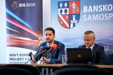 Zľava Ondrej Lunter, predseda BBSK a Radoslav Vavruš, predseda predstavenstva spoločnosti Organizátor IDS BBSK