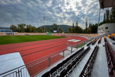 atleticky stadion