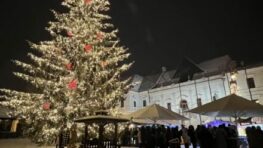 FOTO: Banskobystrické Vianoce sú v plnom prúde, budú aj silvestrovské a novoročné oslavy (bez ohňostroja)