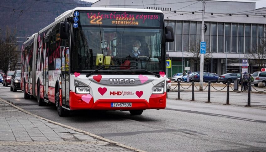 Zvolenská SADka Pripravuje Na Valentína V MHD Banská Bystrica špeciálny ...