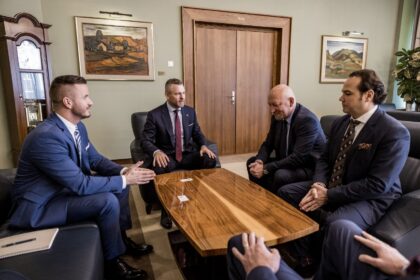 Zľava Miroslav Čellár, Peter Pellegrini, Martin Puchalla a Ondrej Laciak