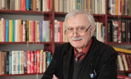 Profesor Oliver Bakoš