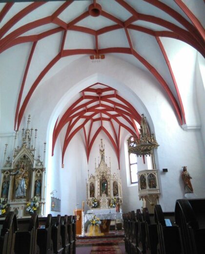Interiér kostola sv. Jakuba