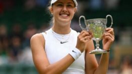 Víťazka tenisového EYOF 2022 v Banskej Bystrici Renáta Jamrichová vyhrala grandslamovú juniorku vo Wimbledone
