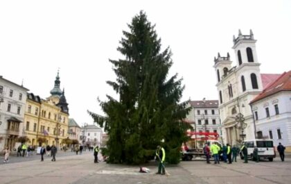 Vianočný strom na Námestí SNP